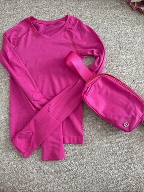lululemon athletica Bright Pink Long-Sleeve Crew Top and Bum Bag